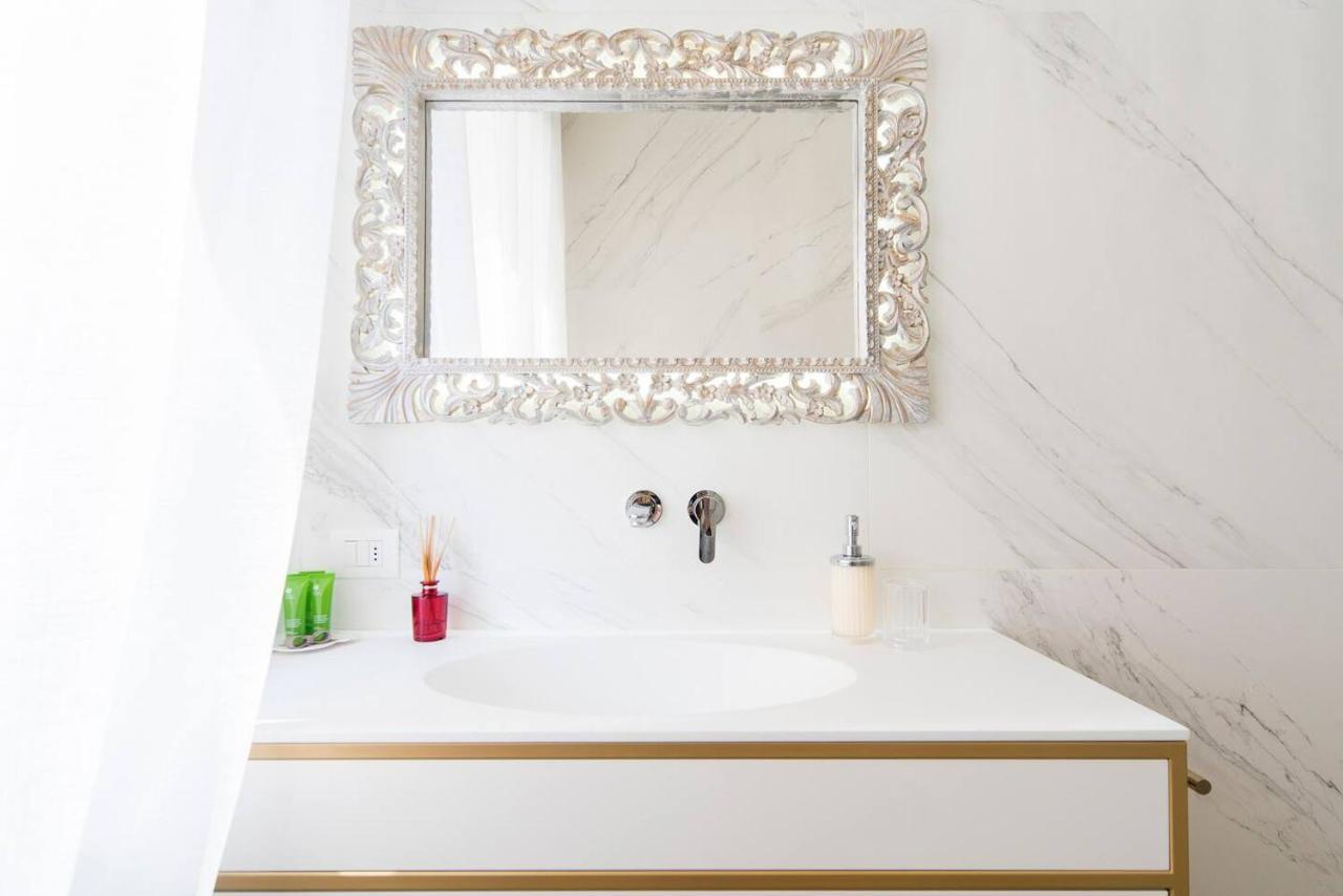 Madonna Montecchi Luxury Suite In Vérone Extérieur photo